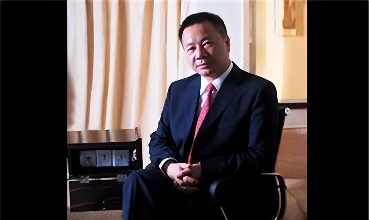 吴长江:一晚输5亿,赌掉300亿公司,送自己进大牢_香港联交所_雷士照明