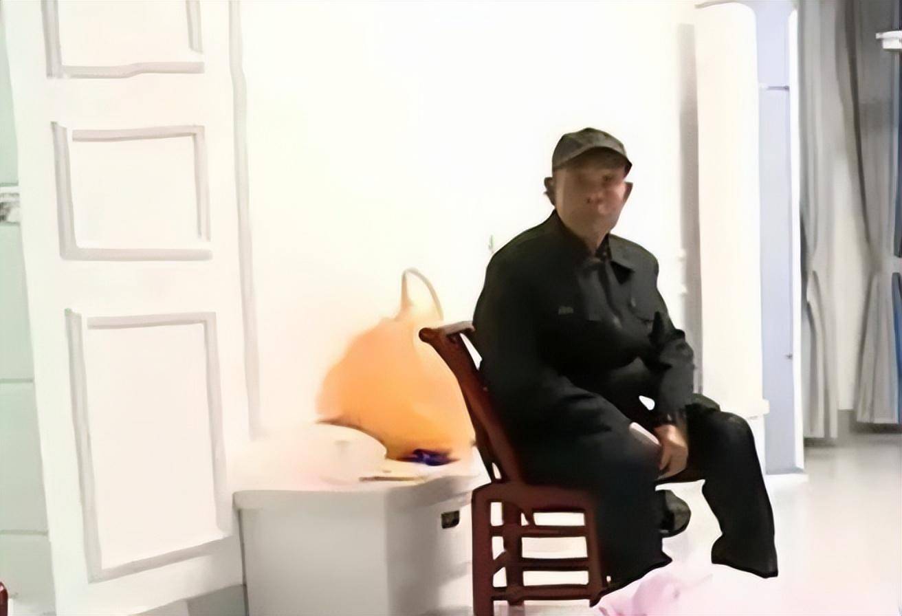 获42万拆迁款,妻子全卷跑只剩19元,侄女赡养1年遭起诉_吴兴_吴彤_老人