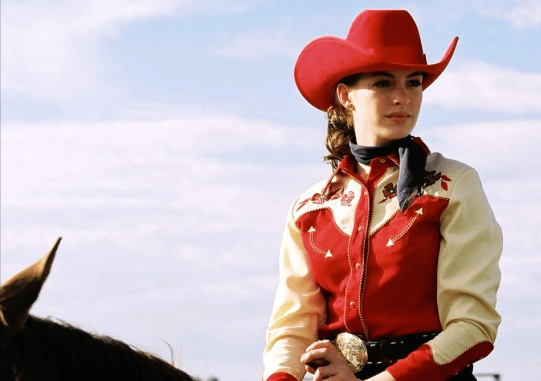 好莱坞顶级女神安妮·海瑟薇,为艺术奉献的五部经典大尺度电影