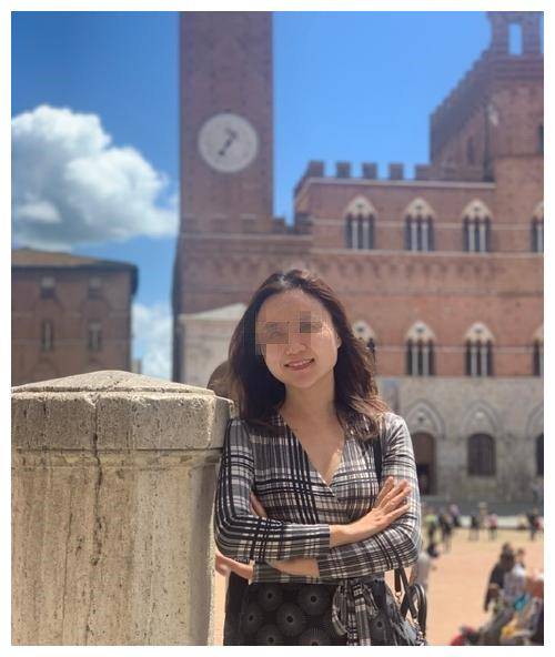 曝光震旦学院女教师错误言论的网友被骂,网友:骂人者有种站出来