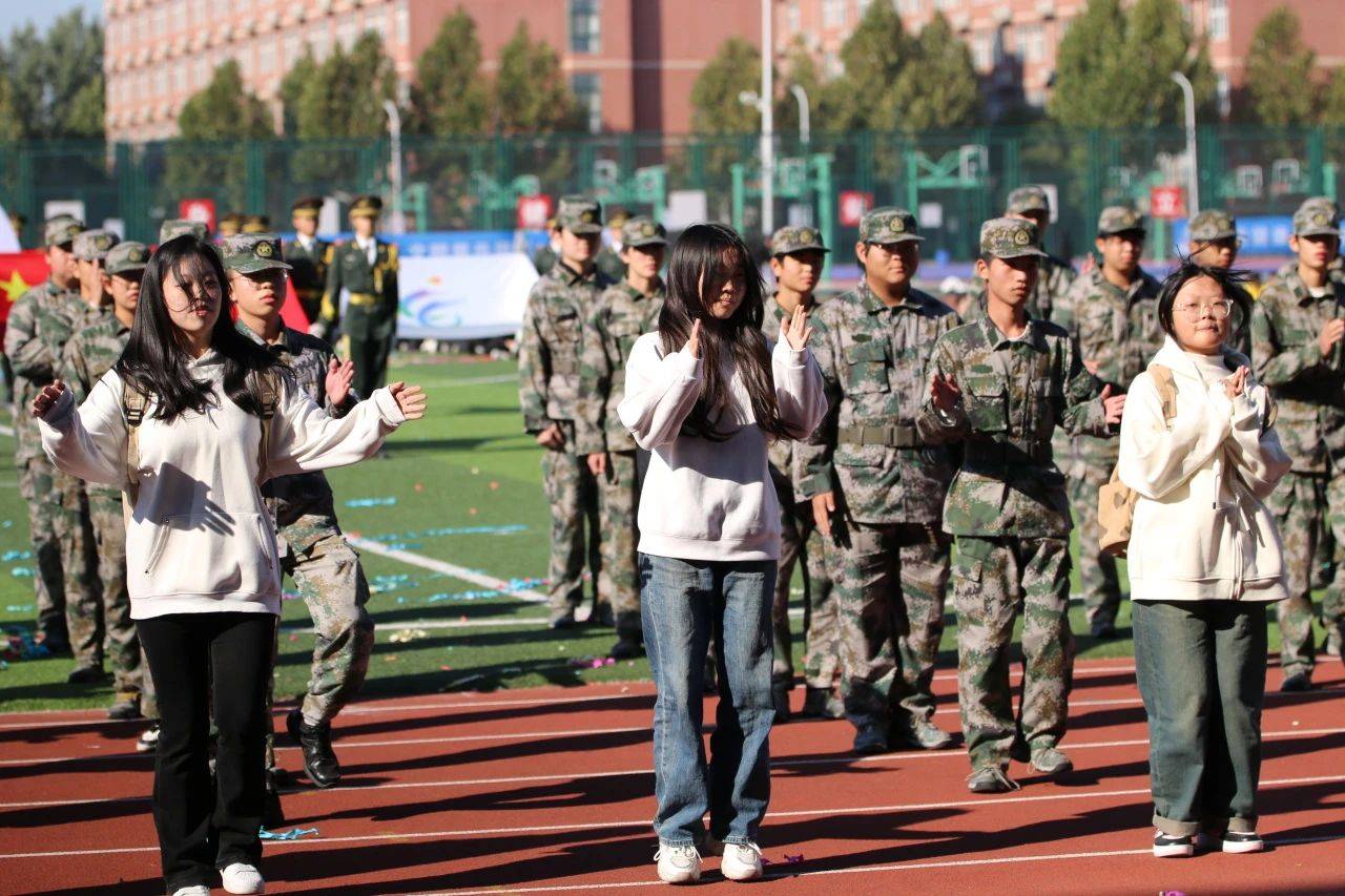 郑州城轨交通学校图片