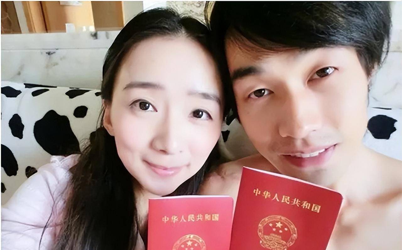 曾经的cba冠军孟达,婚姻生活一地鸡毛,如今一心都在篮球上_赵丹丹