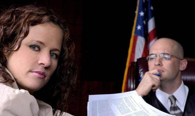 安东尼·加西亚曾是克莱顿大学医学院的一位实习医生.