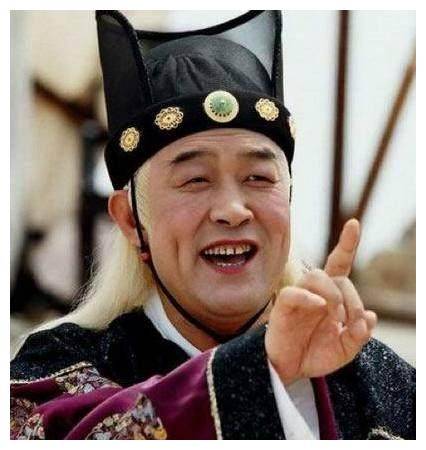 所以,宋朝皇帝大多喜欢让太监领兵,感觉这样能放心一点.