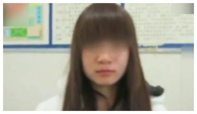 2014年,安徽某河面飘着一妙龄少女,以为没救时,却突然睁开双眼_王倩倩