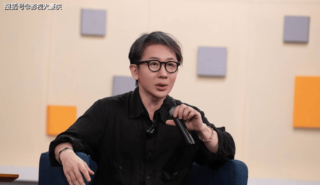 刘谦宣布抗癌成功!登上热搜，刘谦团队回应：已手术，逐渐恢复_进行_治疗_化疗
