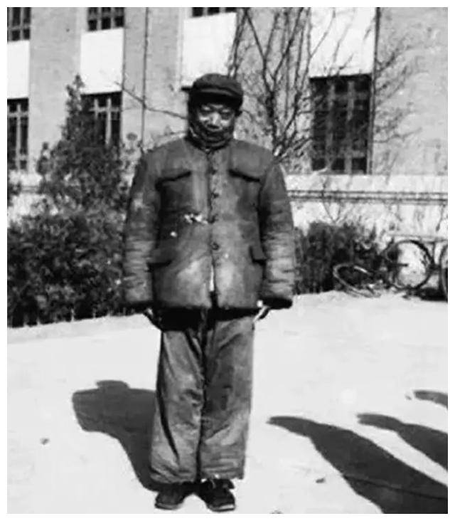 肖世杰_部队_聋哑人