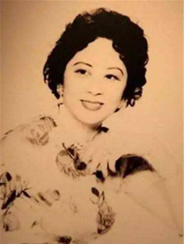 宋子文叫叔叔,第二次叫哥哥,第三次改口叫亲爱的_盛爱颐_唐瑛_张谋之