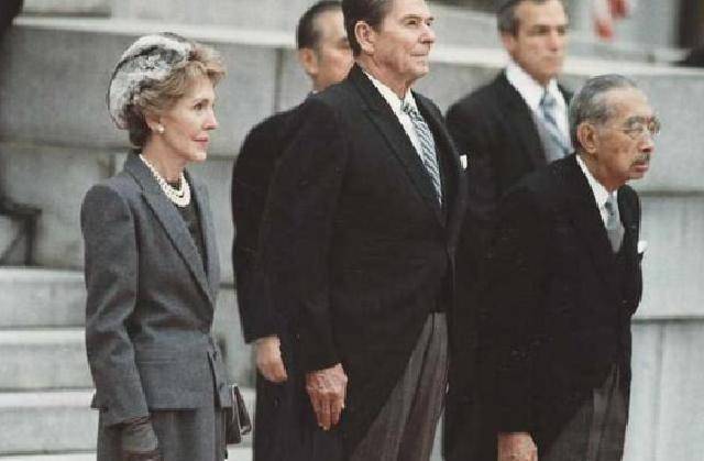 原创裕仁天皇葬礼有多隆重?百万人送行,堪比皇帝,中国代表身份特殊