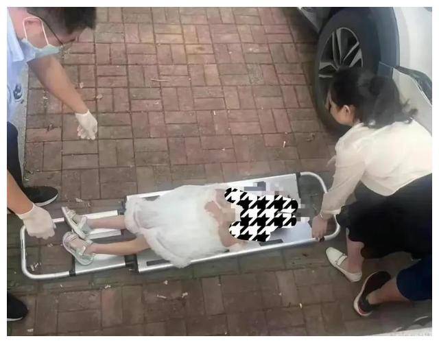 两起幼儿园女童死亡事件同一天登上热搜,幼儿园安全问题令人堪忧