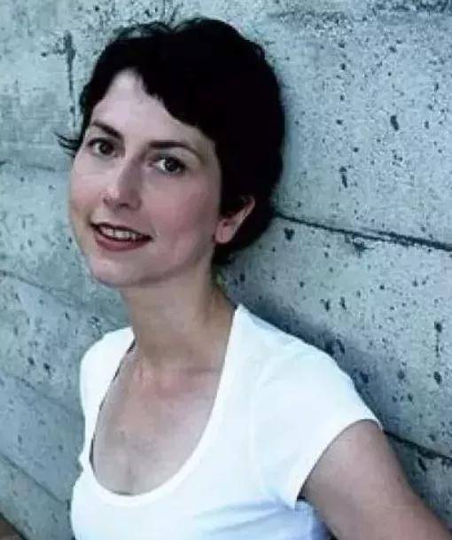 贝索斯,由书商升级到全球首富,甩掉旧妻牵走兄弟老婆花钱不手软