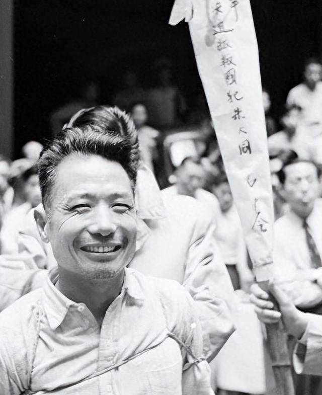 上海解放了,1950年,政府将陈惕庐等人认证为革命烈士,以及五人的家属