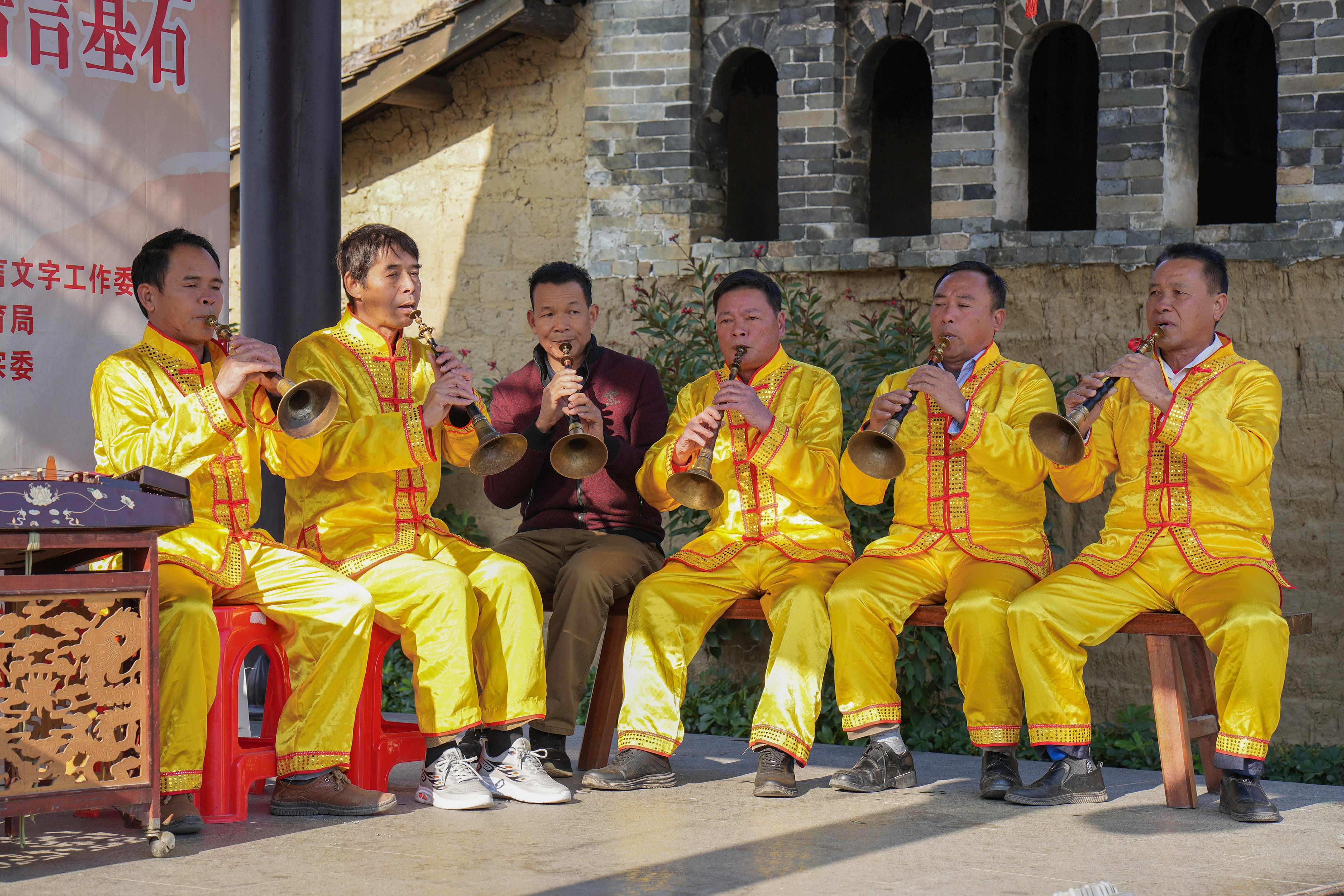 特别值得一提的是,八音是当地极具特色的非遗文化之一,这种民间吹打乐