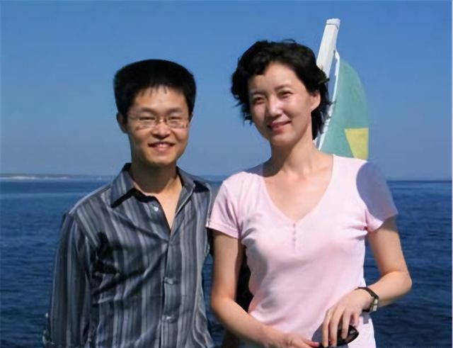 尽管李修平在上一段婚姻中有了孩子,她仍然希望能够为现任丈夫生育一