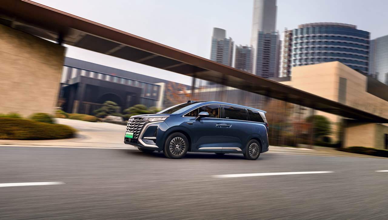 售价33.98万起！25款腾势D9全面升级，6大维度再立MPV王者地位