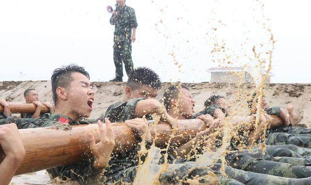 特种兵的训练是怎样的?看完这些你就知道他们所面临的艰难