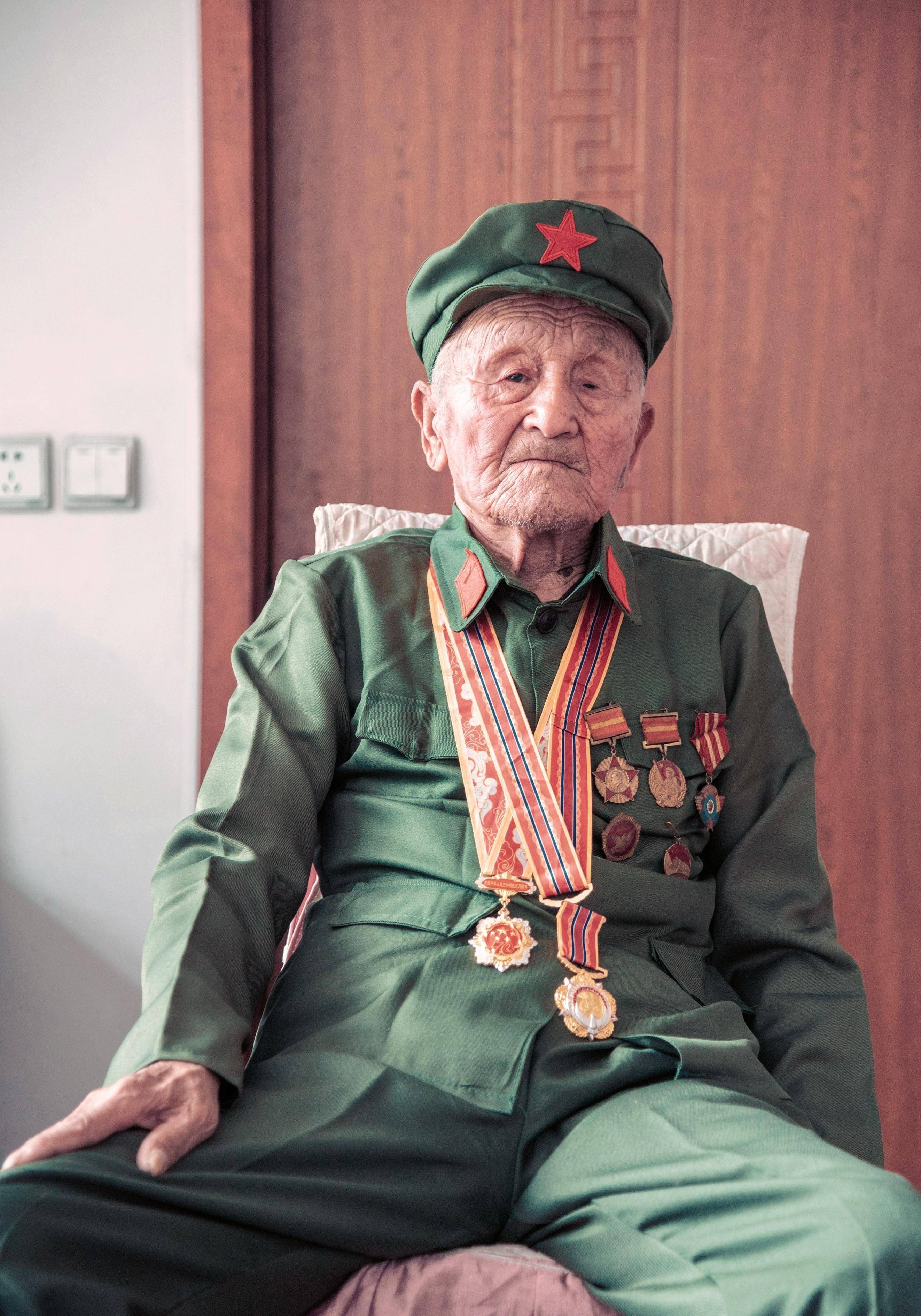 探秘辽西朝阳92岁抗美援朝老兵的"老来之乐"