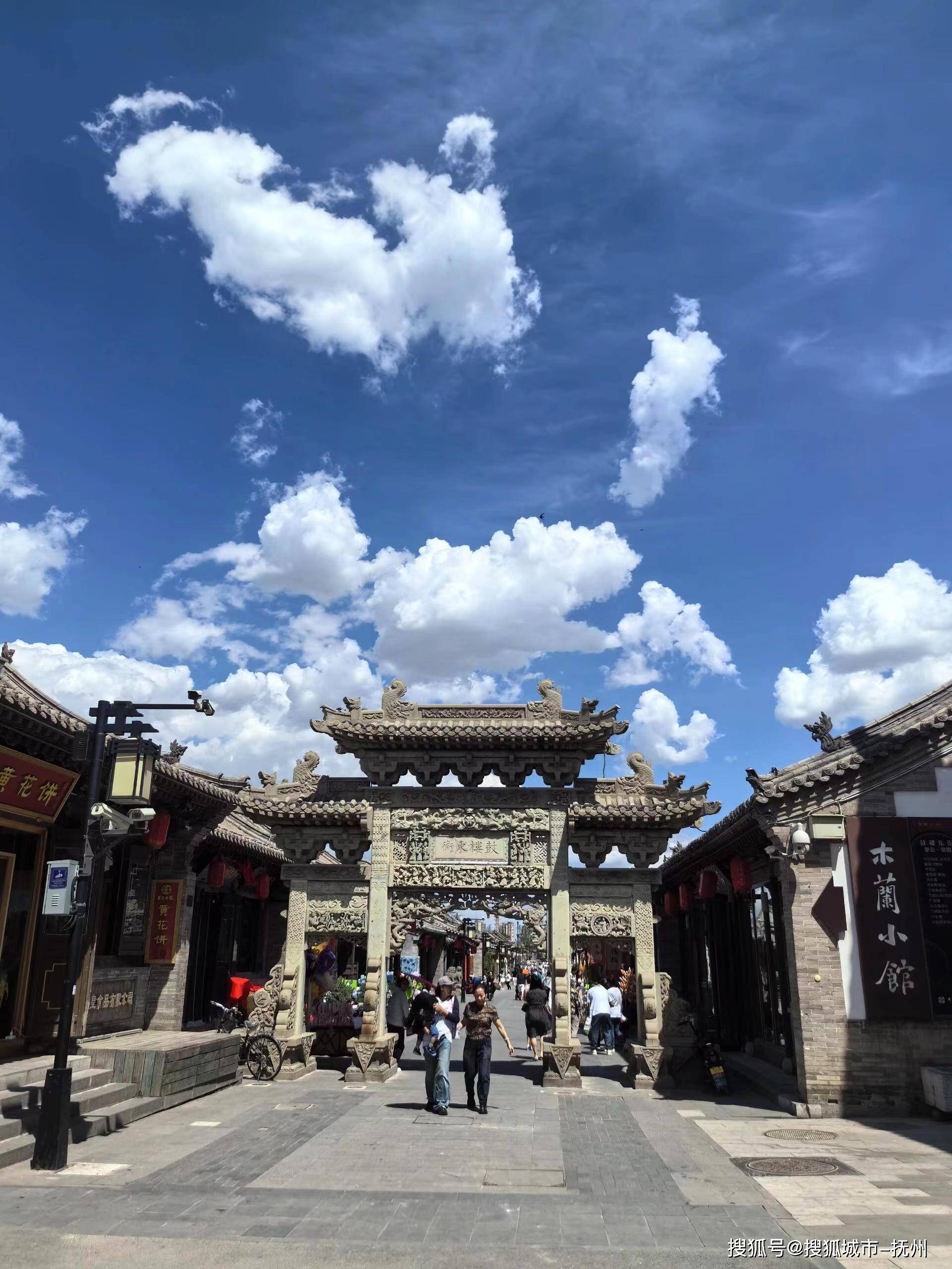 一家四口山西六日跟团游花费几何？超省心省钱线路大推荐！，探秘山西：一家四口跟团六日游花费及线路全知道