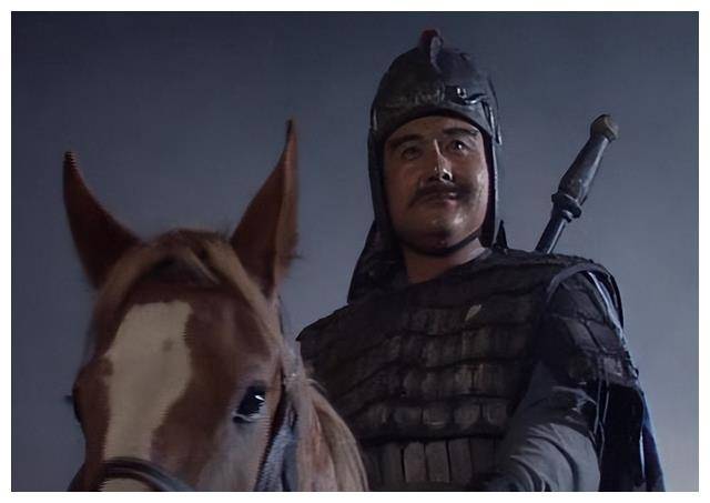 诸葛亮刚死不到1年,刘禅就连杀4位大臣,马岱:刘禅是在装傻啊!