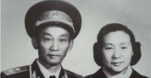 发现妻子再嫁他人,55年授衔不低,此人是谁