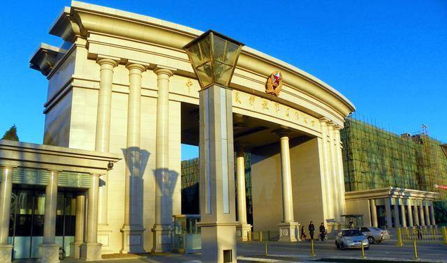 姐姐张薇薇去了军事