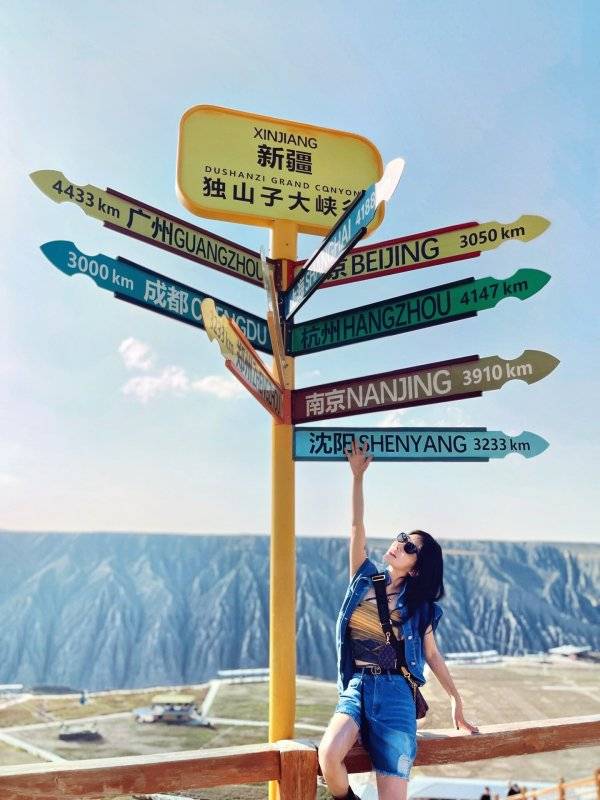 旅游团去新疆多少钱，新疆当地参团游多少钱，报团旅游新疆多少钱