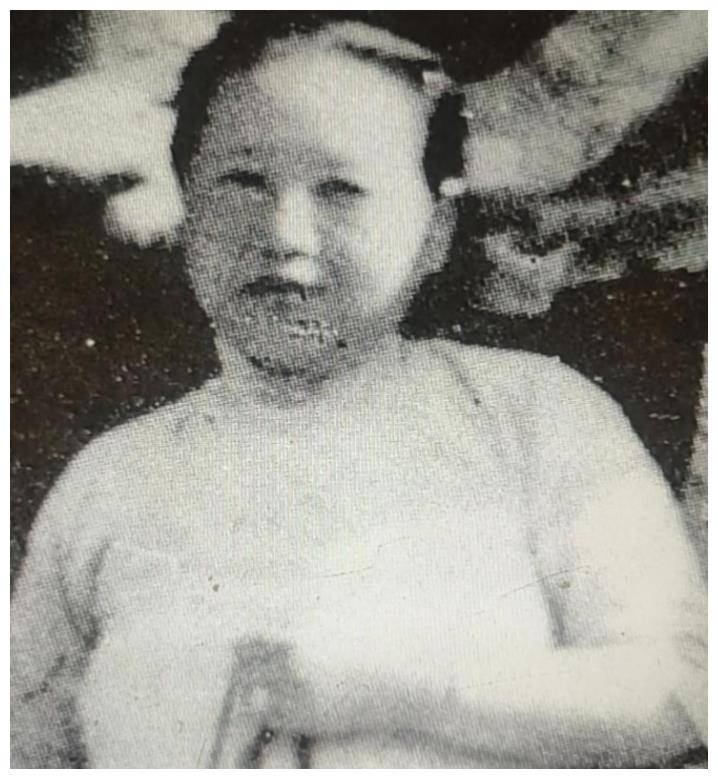 蒋纬国的生父生母是谁