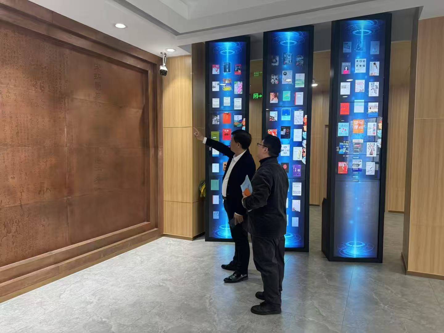 成都石室中学北湖校区_千年文脉与现代科技融合_智慧校园AI教育生态