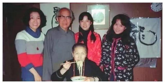 佘爱珍:人美心狠,叱咤上海滩,76号女魔头的坎坷情史 一生彪悍