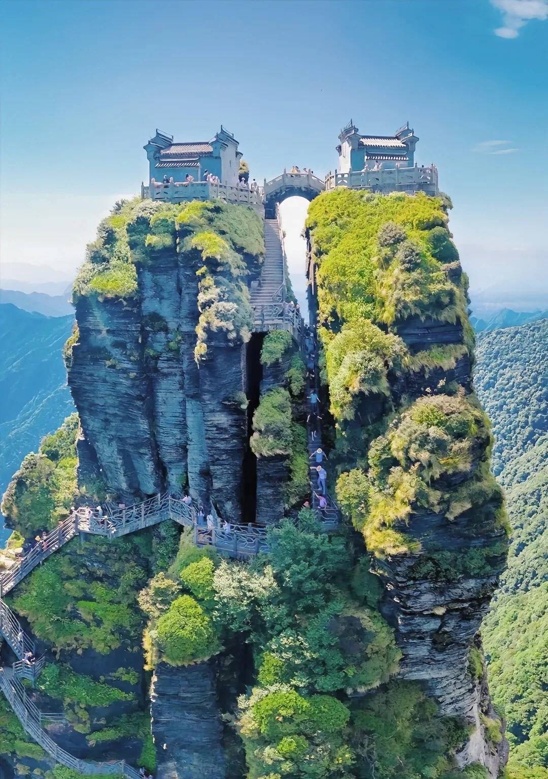 贵州旅行三天两晚深度游攻略贵阳3天的最佳景点推荐及行程看到就