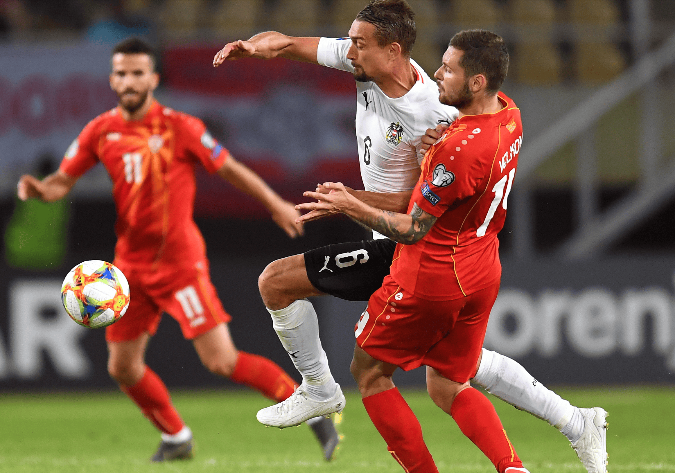 世界杯预 选赛战火 燃情相关图片5