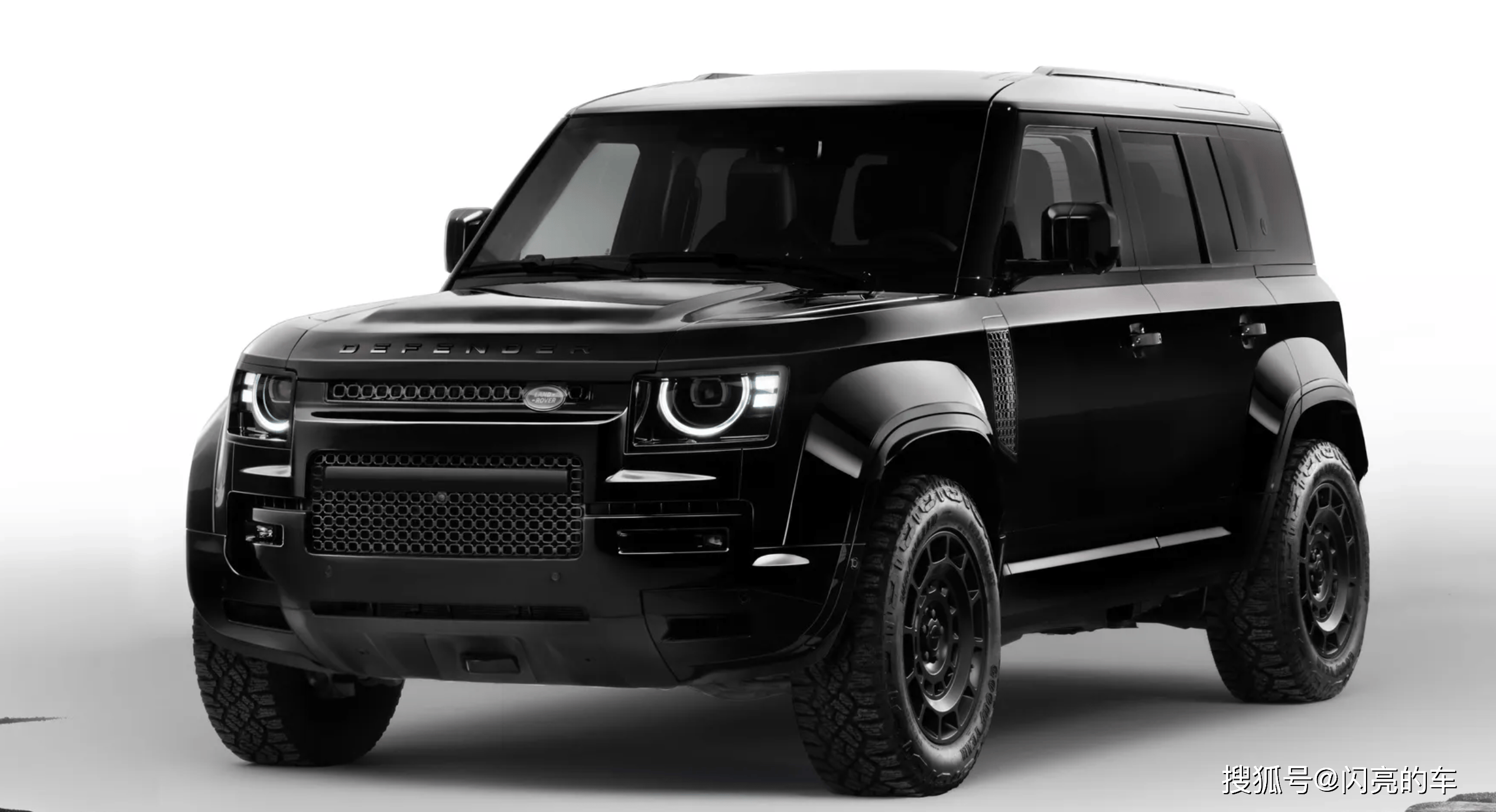 真的太黑了:全黑路虎卫士发布