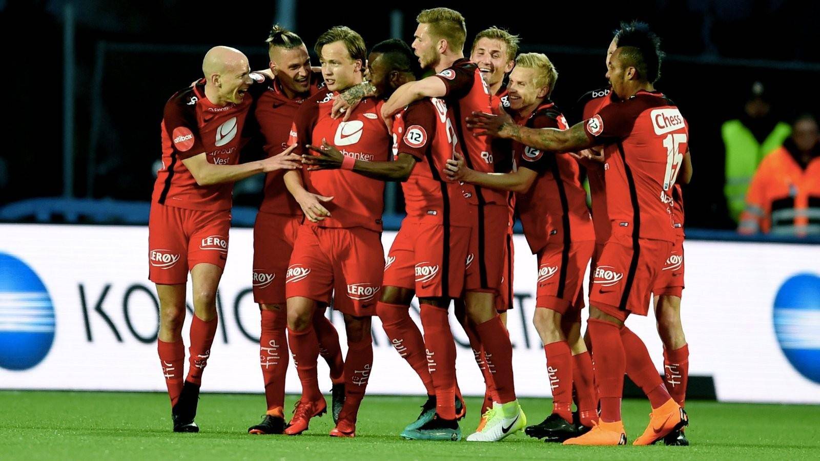 四,历史交锋与数据参考两队历史上无正式比赛交锋记录,本场为首次对决