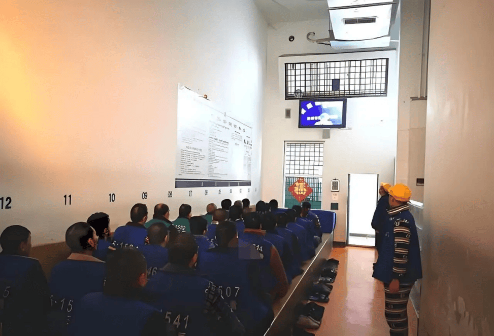 看守所里的冬天有多冷?