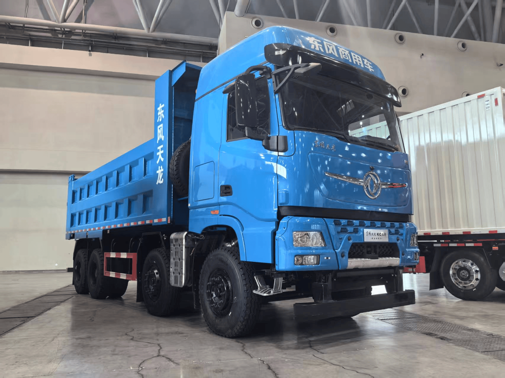 天龙KC纯电自卸车领衔 东风自卸车全阵容亮相