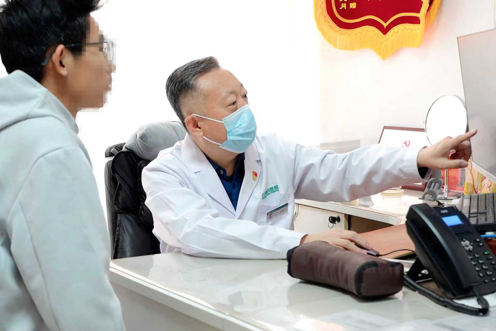 白癜风医生祃开芬：白癜风与睡眠姿势，避免压迫加重局部病情