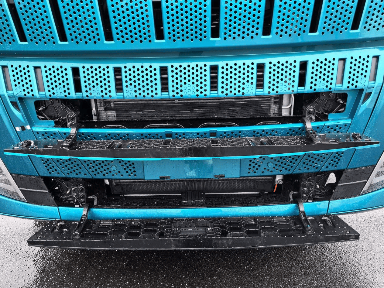 什么车让400卡友争先恐后体验?抢先试驾东风天龙KH第3张-汽车探索网 什么车让400卡友争先恐后体验?抢先试驾东风天龙KH第3张