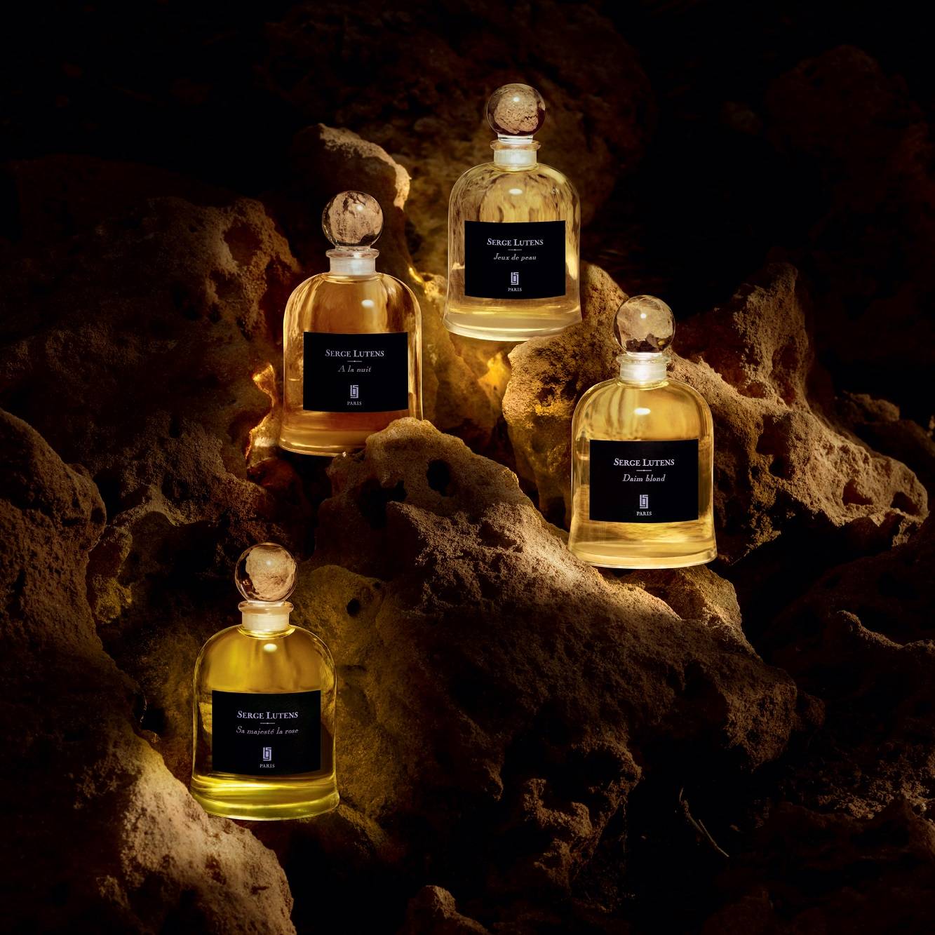 「Collection Palais Royal」吊钟瓶系列.jpeg