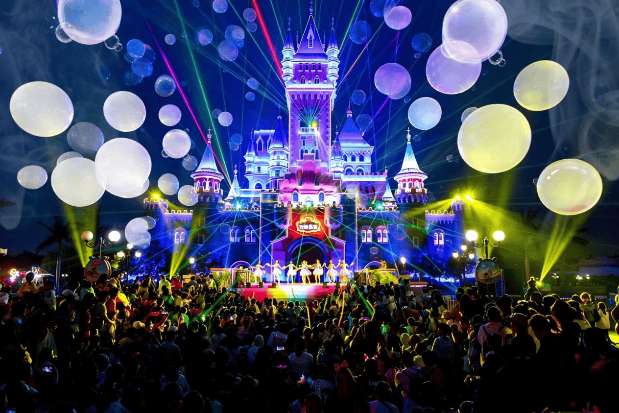 《群星助阵多元演艺 天津方特2026春日电音节燃动津城》