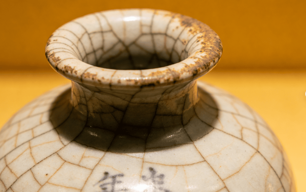 家里的老瓷器老银元值不值钱？看完这篇再变现不踩坑