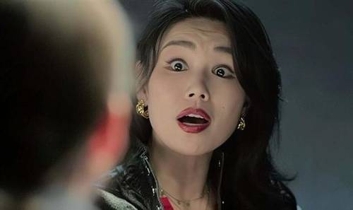 sohu-何嘉莉复出参演《重案解密》太阳城娱乐轮盘，阻难玉女标签塑造复杂变装-1778226905095-a480d6.jpg