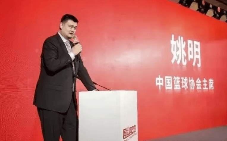 原创
            中国篮球溃败篮协责无旁贷，姚明还能回来吗？苏群一语中的