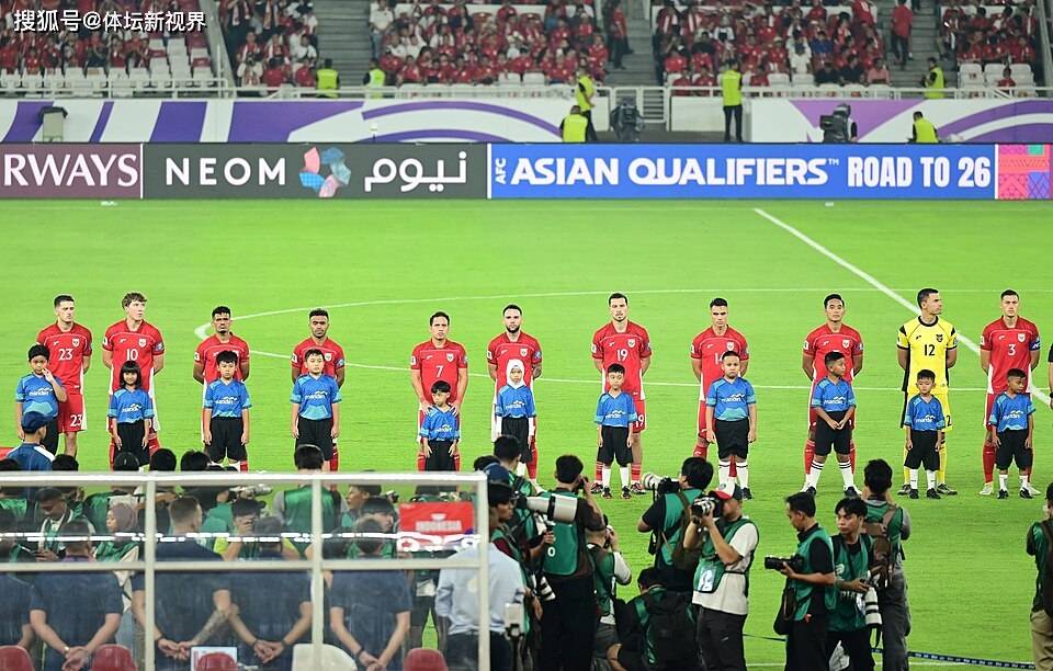 中国男足世界排名跌至第 96 位创近十年新低，主要原因是什么？