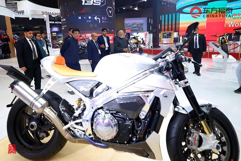 show-image1.jpg