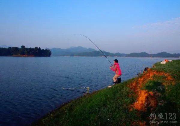 釣魚人新年快樂之年過花甲學路亞(下)_運動_女性_中國