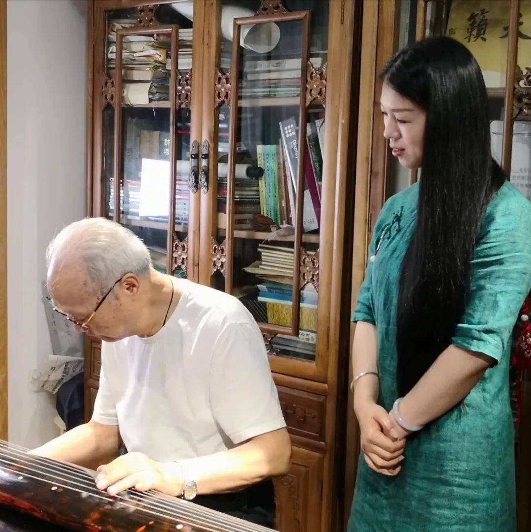 天台美女陈丹霞到绍兴琴筝传艺20年!_古琴_艺术_浙江