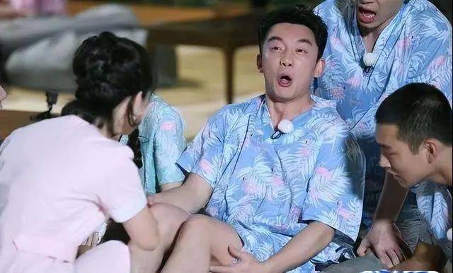 新人独当一面,网友评论扎心了_节目_观众_郑恺