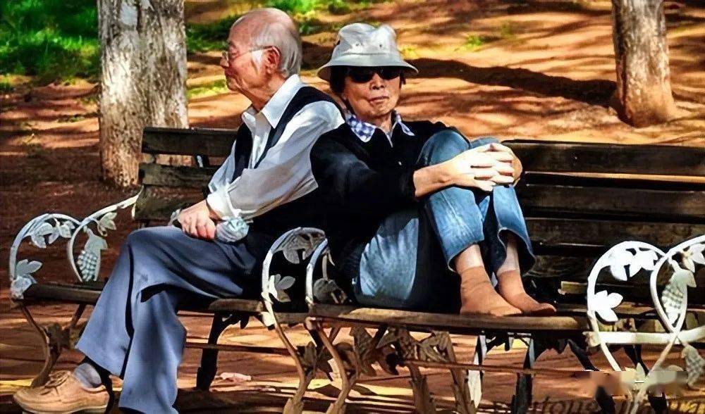 第一批丁克夫妻现状曝光,"后遗症"显现:现在他们后悔了吗?