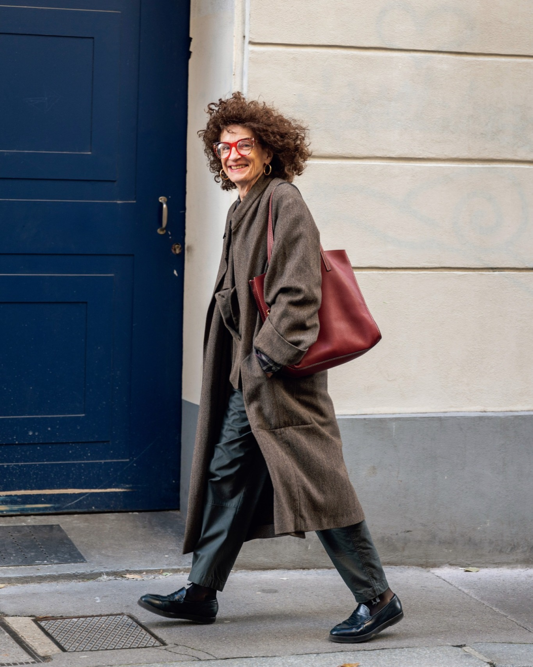 最真实又时髦的路人街拍!看完想照着copy一周_fudge_红色_伦敦