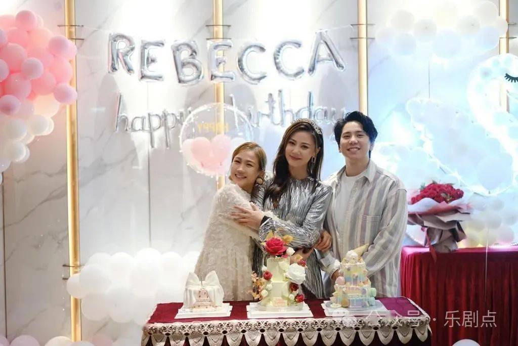 朱晨丽生日群星到贺!